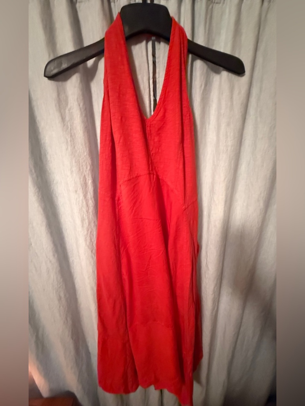 Red Halter V-Neck Maxi Dress - Classic Summer Style